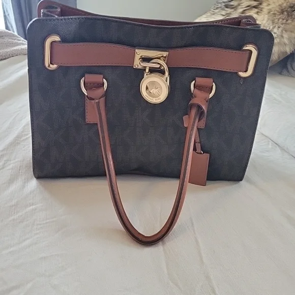 Michael Kors Hamilton  Leather Bag Brown Logo with Dust Bag - Picture 3 of 13